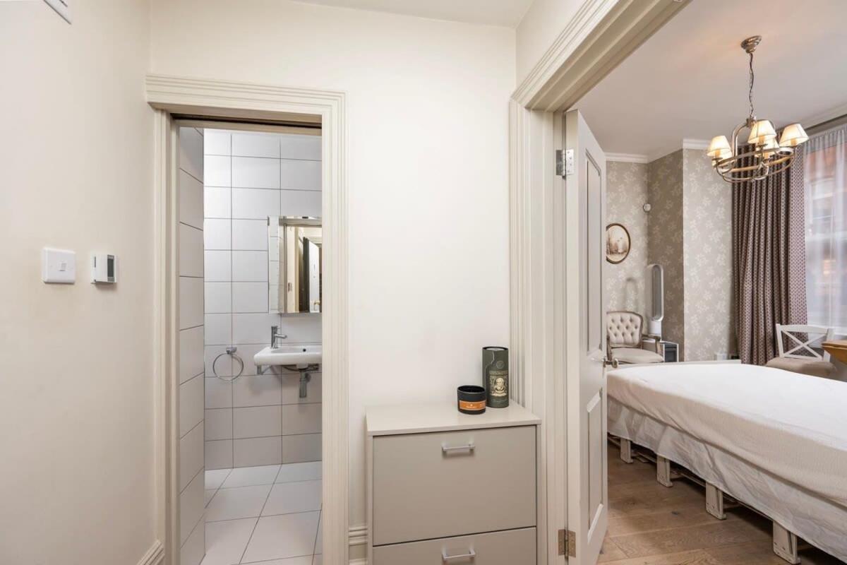 Charming Chelsea Studio Your Cozy Urban Retreat Londres Exterior foto